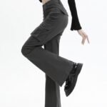 프라다 여성 플레이트 카고 부츠컷 팬츠 (바지)