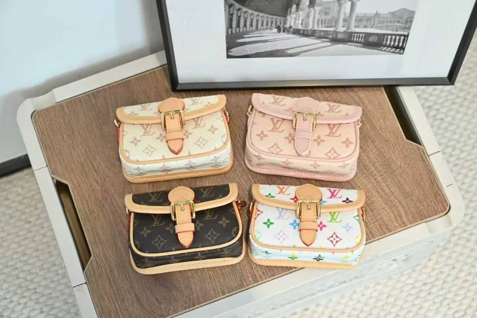 루이비통 미니 동전 지갑(약 엠보) - 이미지 5