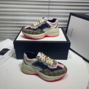 구찌 여성 뉴 라이톤 스니커즈(베이지 핑크)