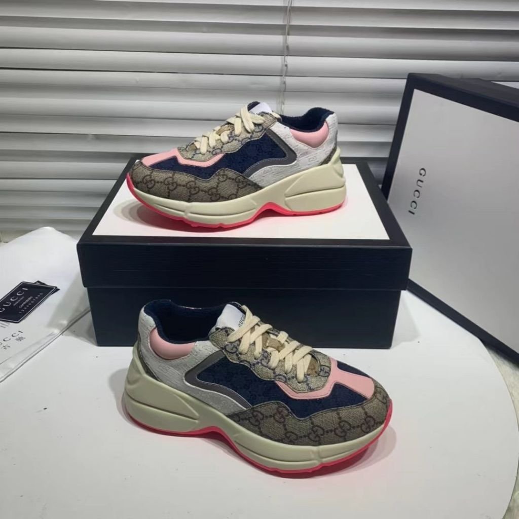 구찌 여성 뉴 라이톤 스니커즈(베이지 핑크)