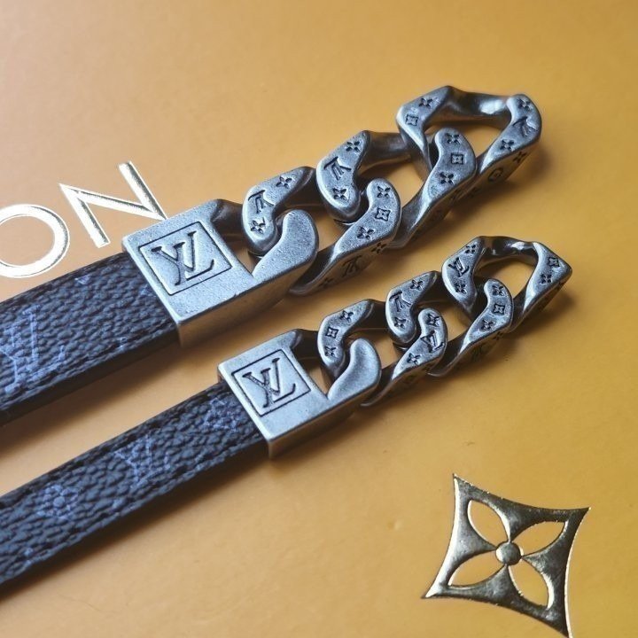 루이비통 195 리베르소 모노 체인 은장 팔찌(여성) - 이미지 4