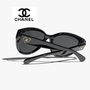 샤넬 이시영 선글라스(옆 라인 하트 로고)
