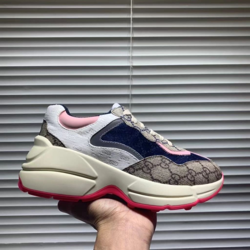 구찌 여성 뉴 라이톤 스니커즈(베이지 핑크) - 이미지 2