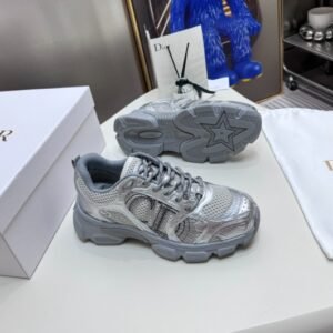 디올 크로노 그레이 메시 실버 톤 래미네이트 레더 이펙트